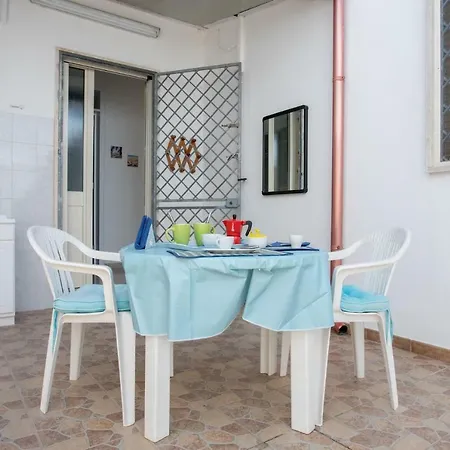 Casa La Torre Holiday home Torre Lapillo